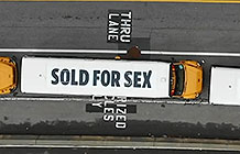 美国公益组织 Street Grace营销活动 停止儿童性交易