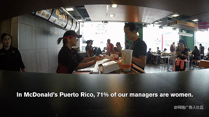 波多黎各麦当劳三八妇女节公益活动  15%的汉堡