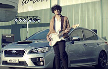 澳洲斯巴鲁汽车异业营销 电吉他和汽车油门的结合