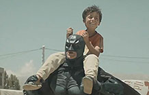 War Child公益组织创意广告 蝙蝠侠