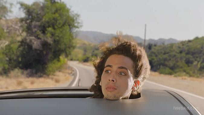 Daves Hot ChickenĬ ú