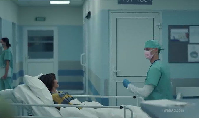 波兰超商Allegro2021圣诞节广告 女儿男友